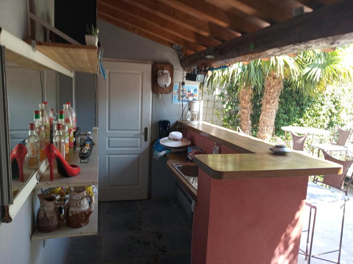 Studio Valreas Avec Piscine Esterno foto