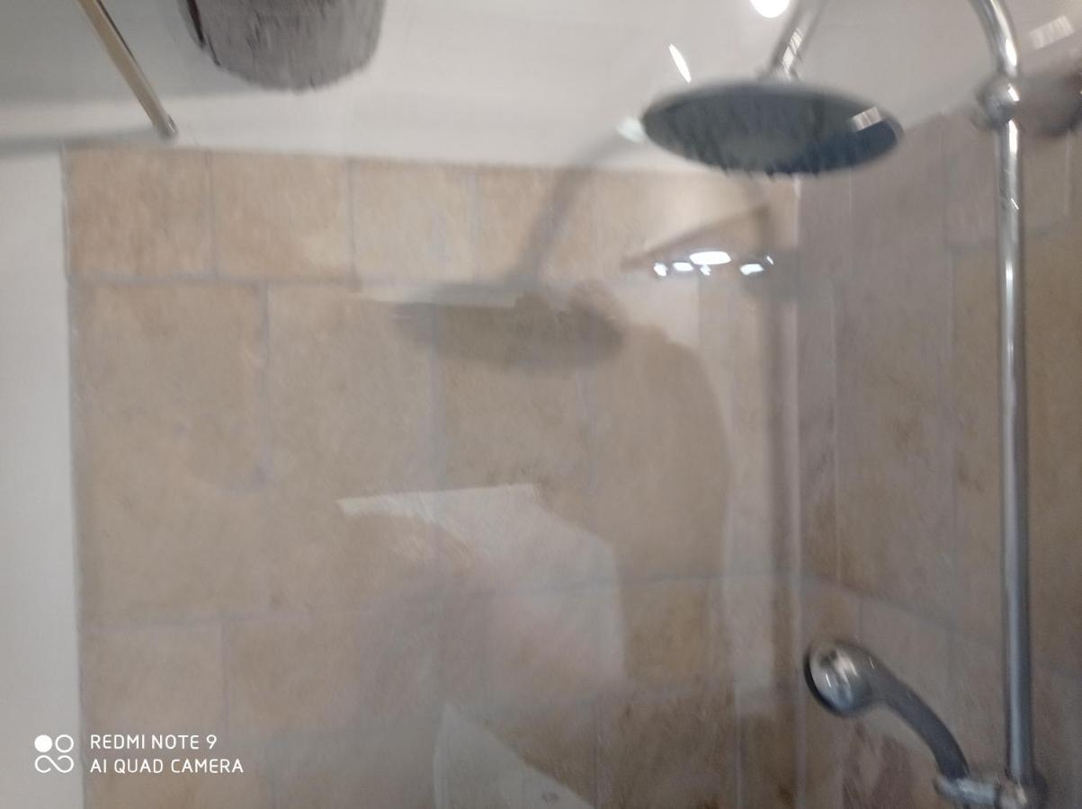 Studio Valreas Avec Piscine Esterno foto