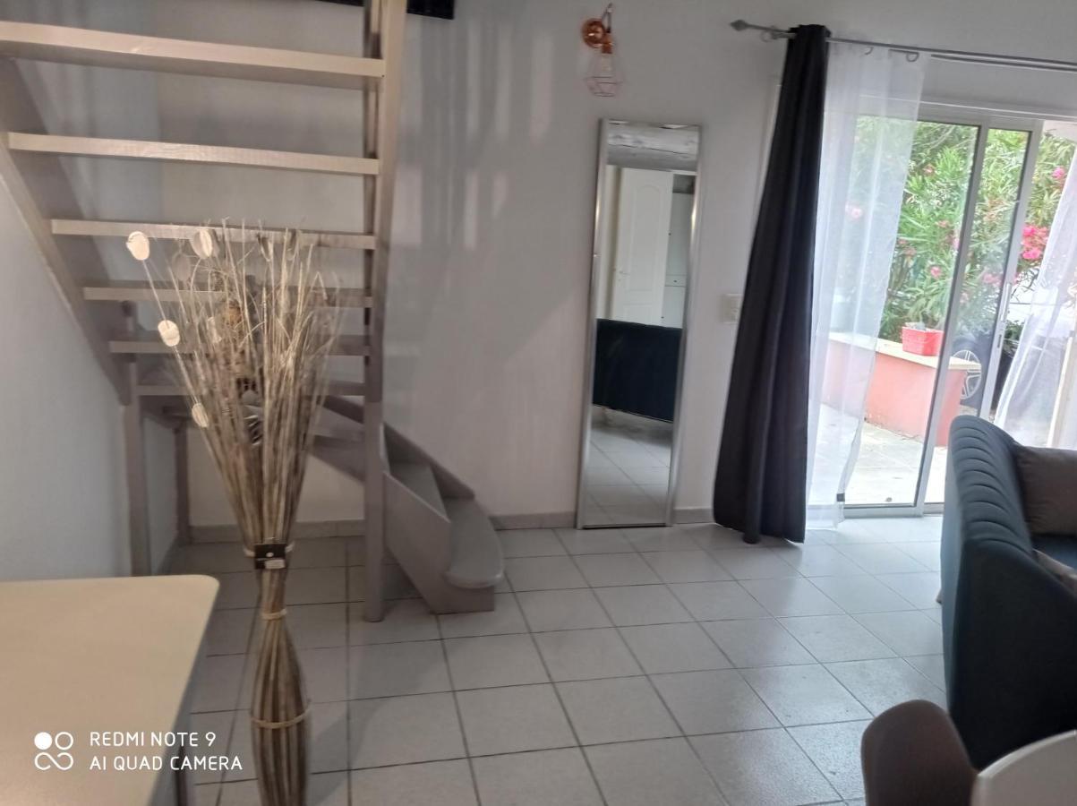 Studio Valreas Avec Piscine Esterno foto